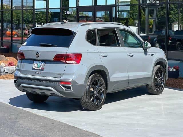 2022 volkswagen taos 1.5t se 4dr all-wheel drive 4motion in gresham, oregon