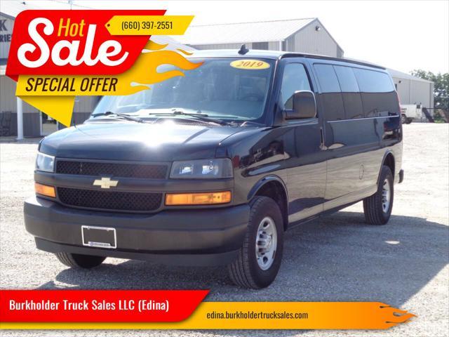 2019 chevrolet express 3500 ls