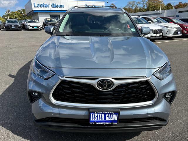 2022 toyota highlander xle