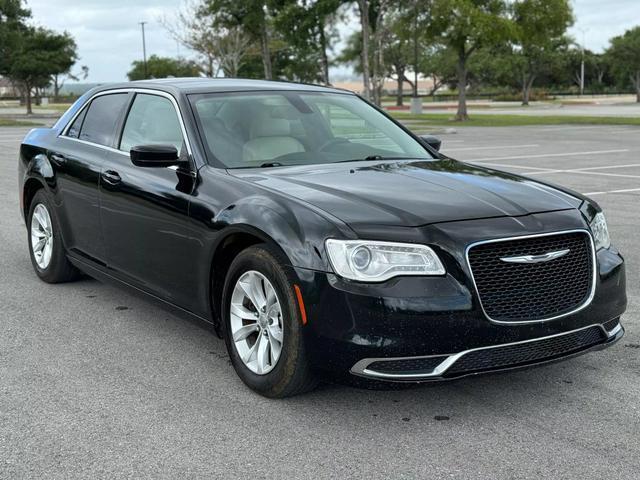 2016 chrysler 300 limited