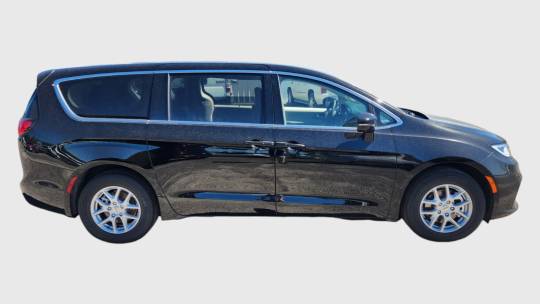 2024 Chrysler Pacifica