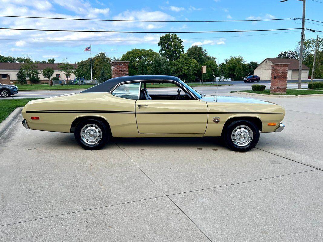 1972 plymouth duster automatic 318 v8 engine