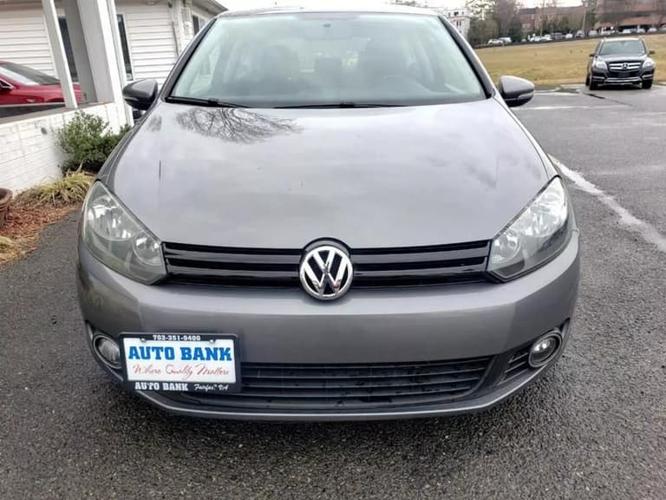 2012 volkswagen golf 2.5l hatchback 2d in fairfax, virginia