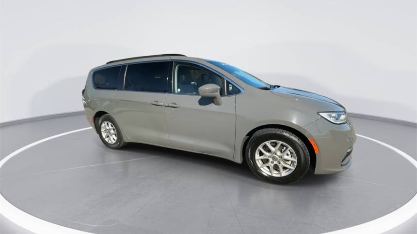 2022 chrysler pacifica touring l