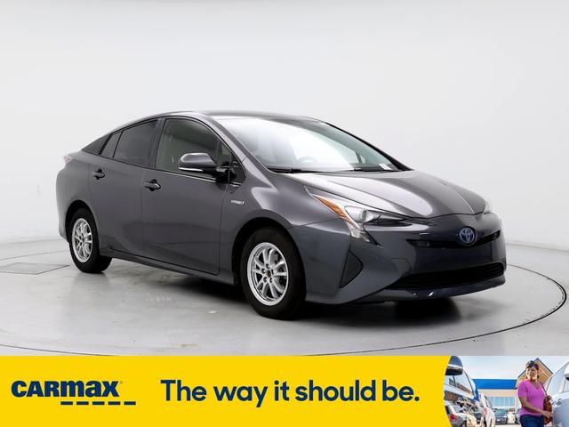 2017 toyota prius two