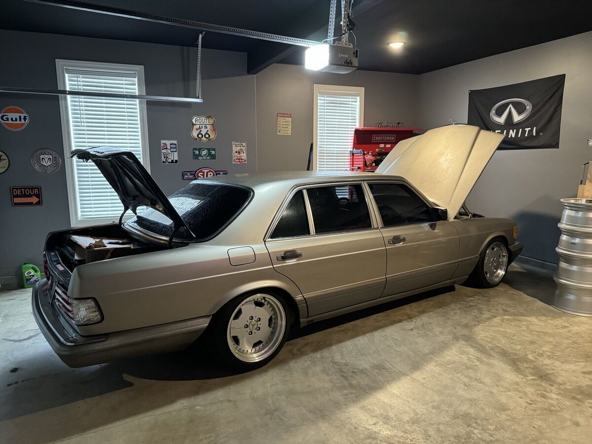 1991 mercedes-benz 400-series grey sel