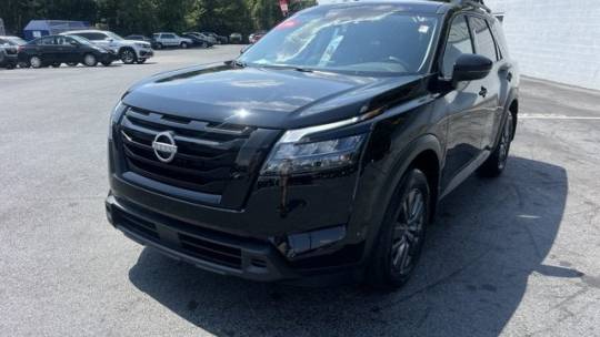 2024 nissan pathfinder sv