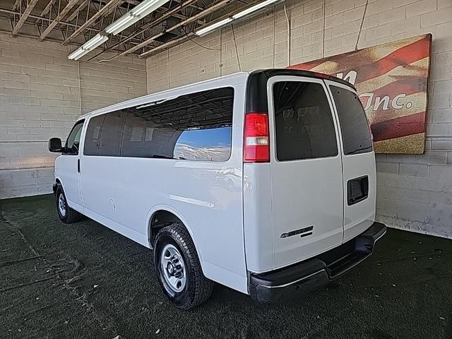 2014 chevrolet express 3500 lt