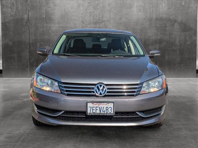 2014 volkswagen passat 1.8t auto se w/sunroof & nav