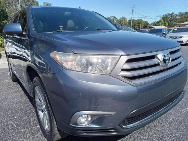 2013 toyota highlander limited
