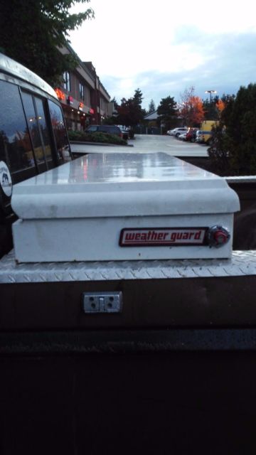 1983 ford f250 6.9l diesel 2wd 4spd manual toolbox long bed