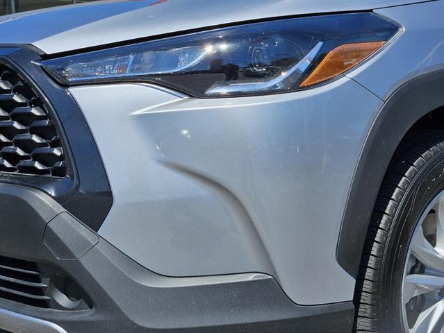 2022 toyota corolla cross le