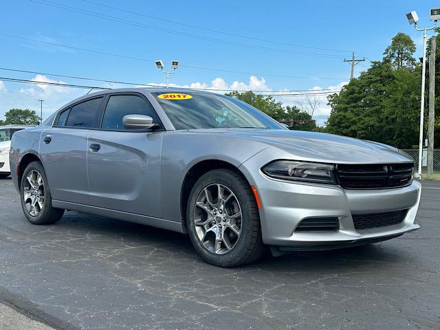 2017 dodge charger se