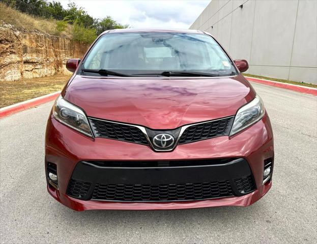 2019 toyota sienna l