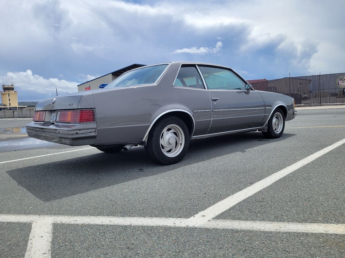 1979 pontiac le mans grey g-body