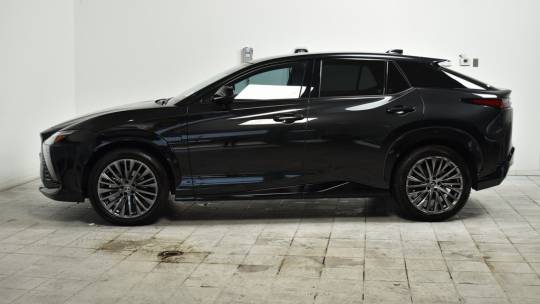 2023 Lexus RZ