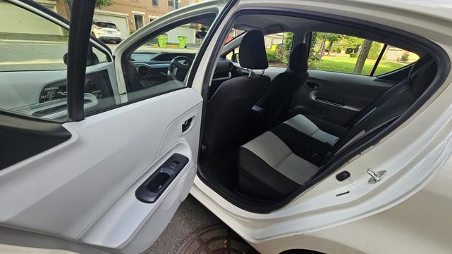 2014 toyota prius c two
