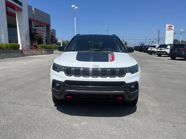 2023 jeep compass trailhawk