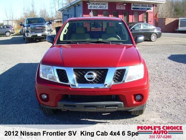 2012 nissan frontier sv