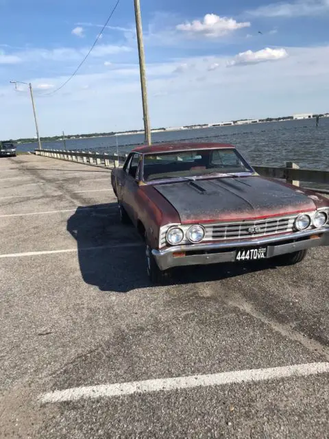 #136 car it's not ss! 283 automatic 2door hard top