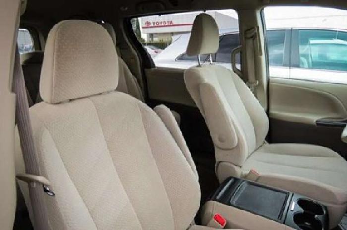 2013 toyota sienna le power seat cruise control one owner in spring, tx