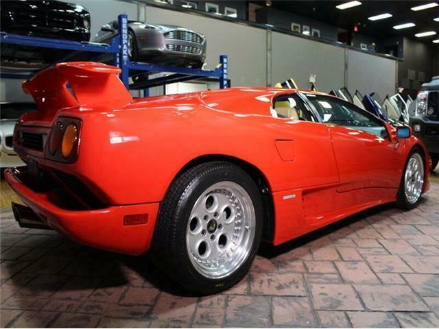 1992 lamborghini diablo coupe only 17,910 miles rosso red factory rear wing