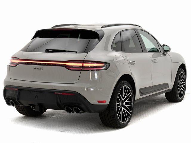 2024 porsche macan base