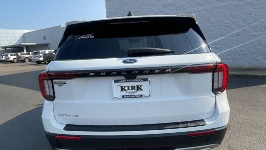 2025 Ford Explorer