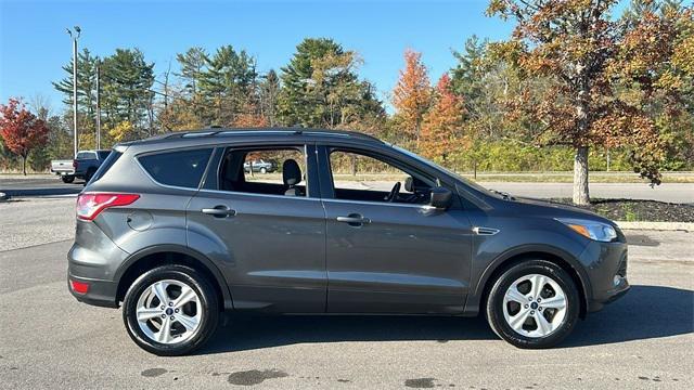2016 ford escape se