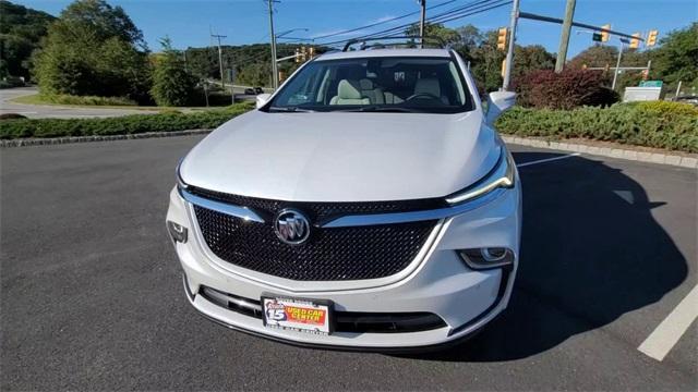 2023 buick enclave essence