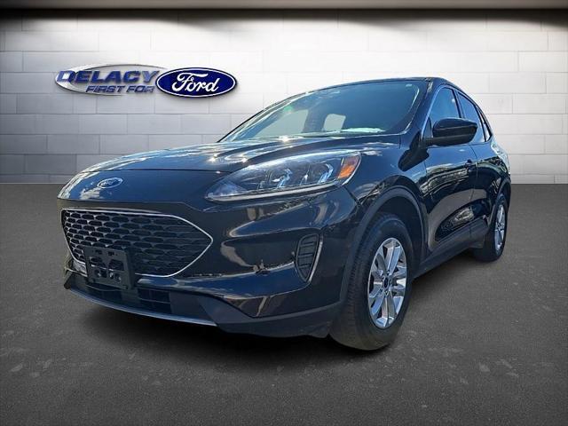 2021 ford escape se