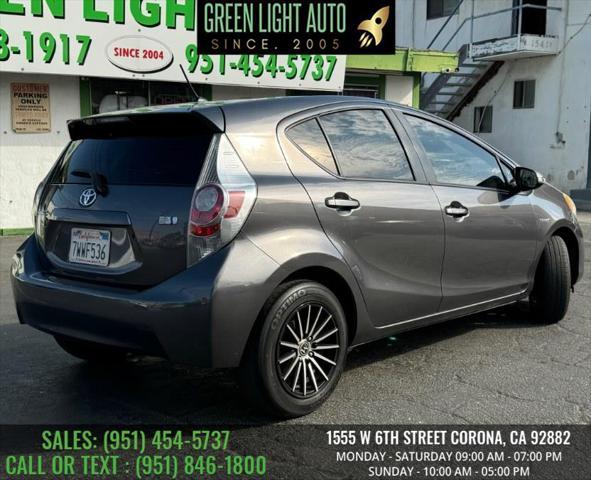 2013 toyota prius c two