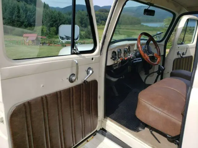 custom 1955 international travelall