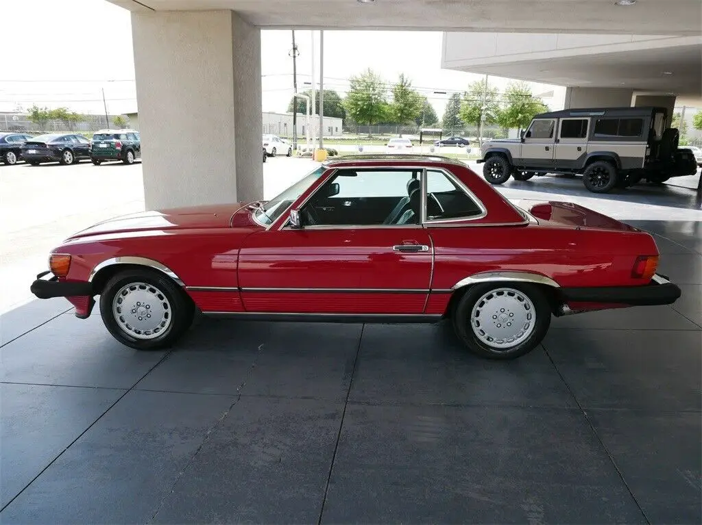 1987 mercedes-benz 500-class, with 75642 miles available now!