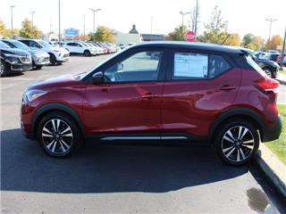 2020 Nissan Kicks sr