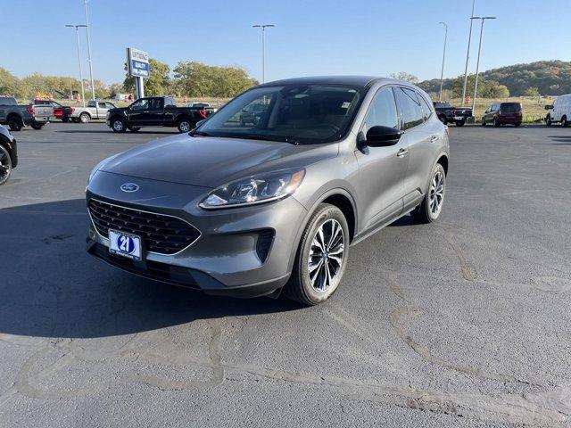 2021 ford escape se