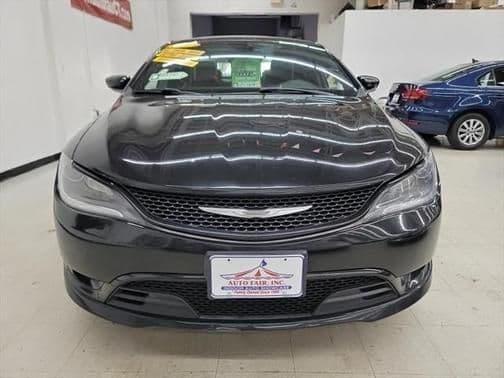2015 chrysler 200 s in new haven, connecticut