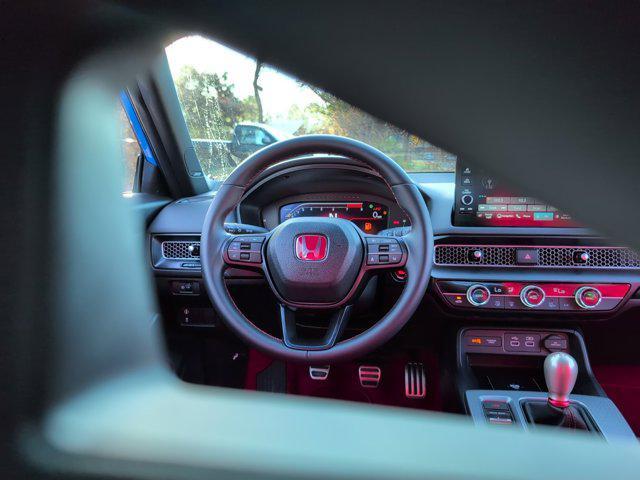 2024 honda civic type r base