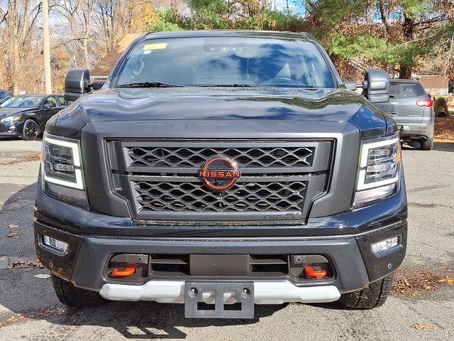 2024 nissan titan pro-4x