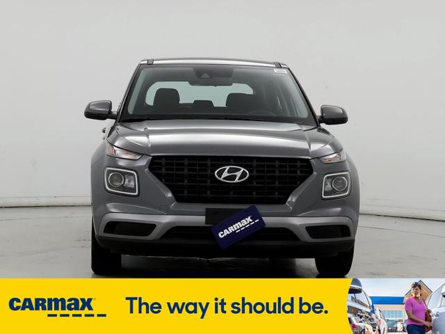 2022 hyundai venue se
