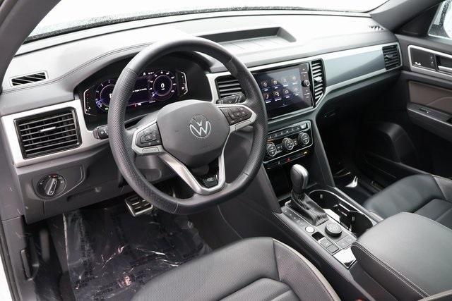 2022 volkswagen atlas cross sport 3.6l v6 sel premium r-line
