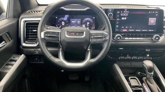 2024 GMC Canyon