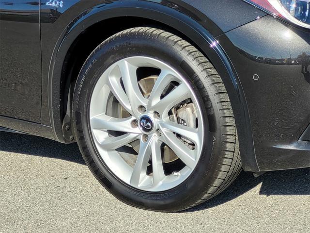 2019 infiniti qx30 essential