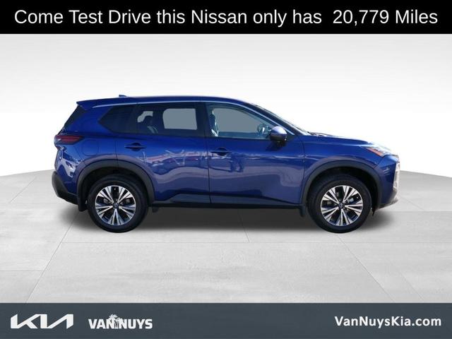 2022 nissan rogue sv
