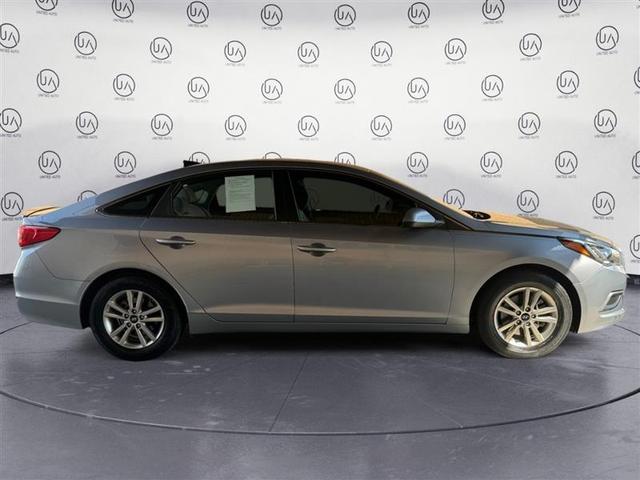 2017 hyundai sonata se