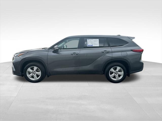 2023 toyota highlander le