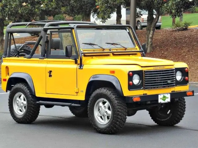 adventuremotorcars presents 1994 defender 90 soft top
