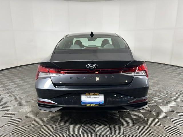 2022 hyundai elantra sel