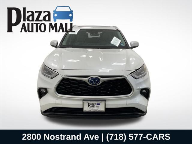 2022 toyota highlander hybrid xle