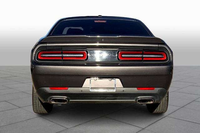 2022 dodge challenger gt